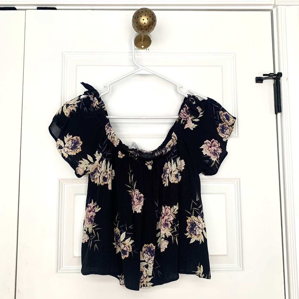 Off The Shoulder Floral Cropped Top